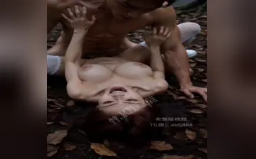 【全班穿越就我一男的】第1集至第2集